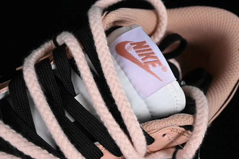 All Categories Nk SB Dunk Series Nk SB Dunk Low Low-top Sneakers Nk Dunk Low Steam Puppet Midnight Whiskey Sweet Cool Style Customized Deconstructed Strap Casual Sneakers DD1503-601